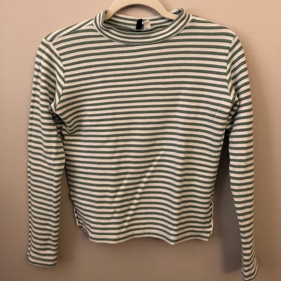 Urban Outfitters BDG Striped Top in Size XS - Picture 2 of 5